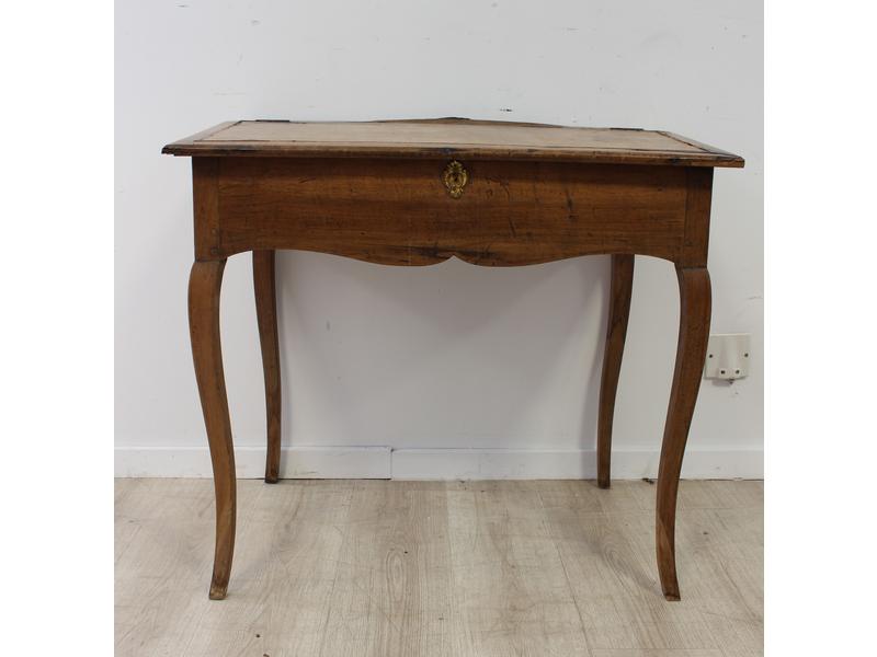 PETIT BUREAU DE PENTE en merisier, pieds...