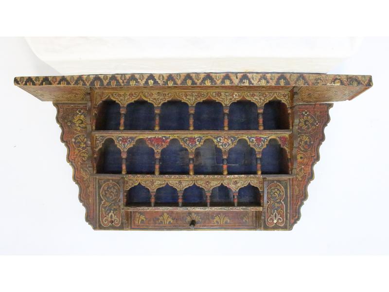 CONSOLE D'APPLIQUE en bois sculpté et peint...