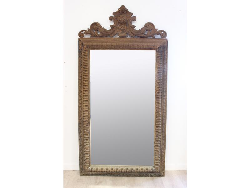 MIROIR rectangulaire dans un cadre en chêne...