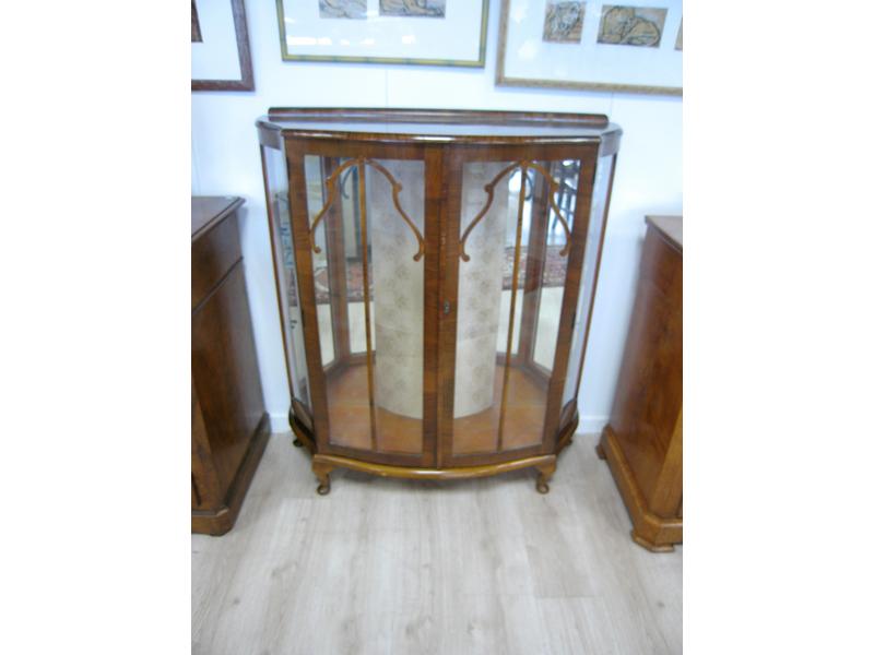 MEUBLE VITRINE en bois de placage de palissandre...