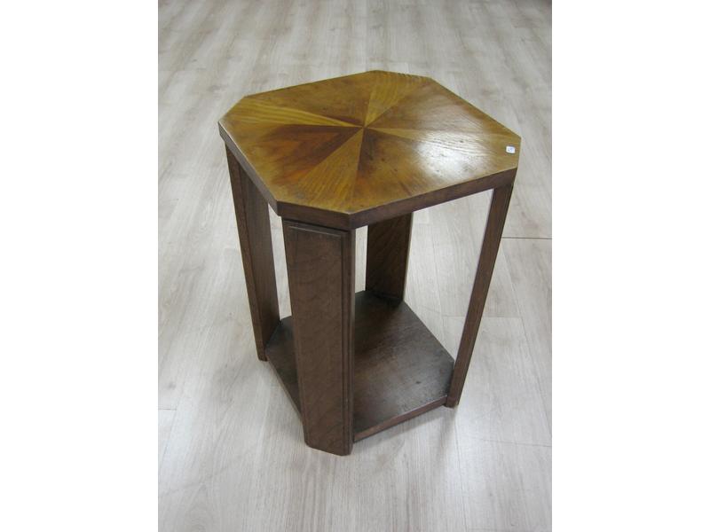 PETITE TABLE en chêne clair, carrée à pans...