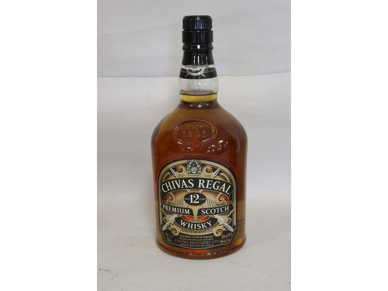 1 Blle Scotch Whisky CHIVAS Regal 12 ans...