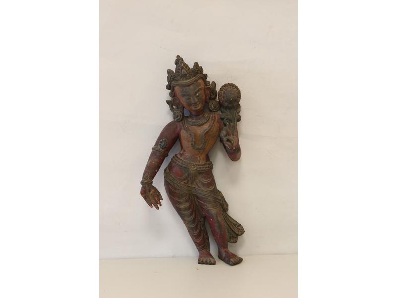 DANSEUSE dite BODISATVA en bois scupté polychrome...
