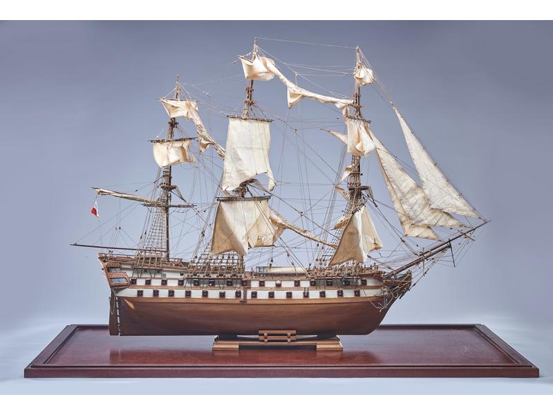 GRANDE MAQUETTE DU "SUPERBE"