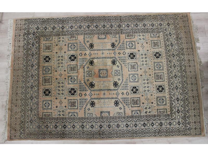 TAPIS rectangulaire en laine, à fond rose...