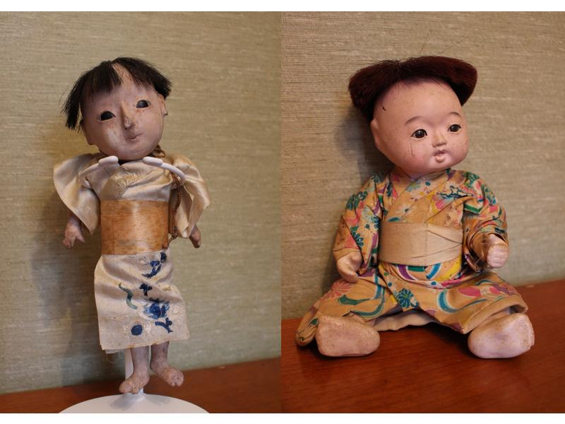 DEUX POUPEES chinoises à têtes pleines et...