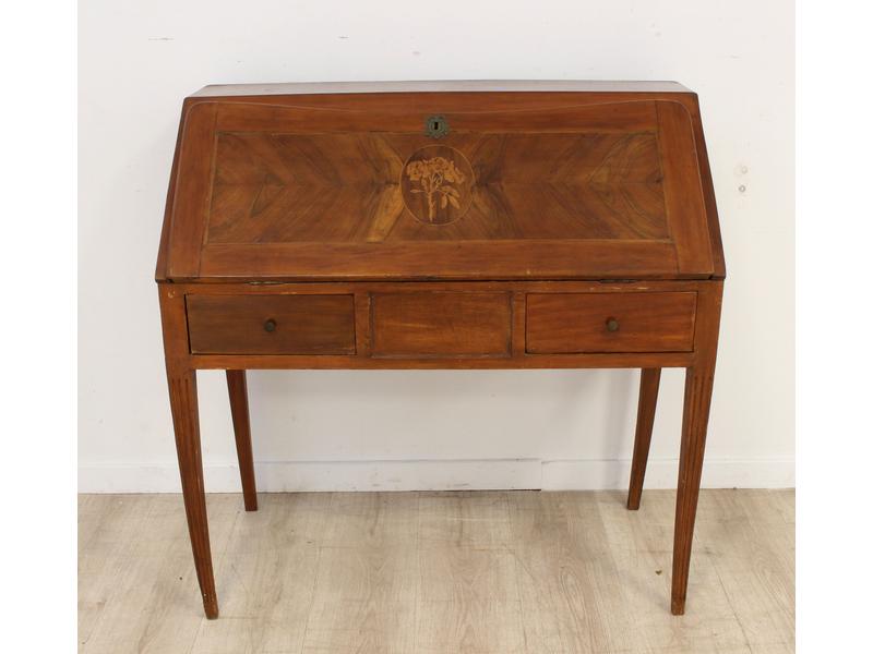 BUREAU DE PENTE en bois de placage, ouvrant...