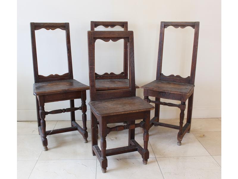 QUATRE CHAISES dites " Lorraines " en ch...