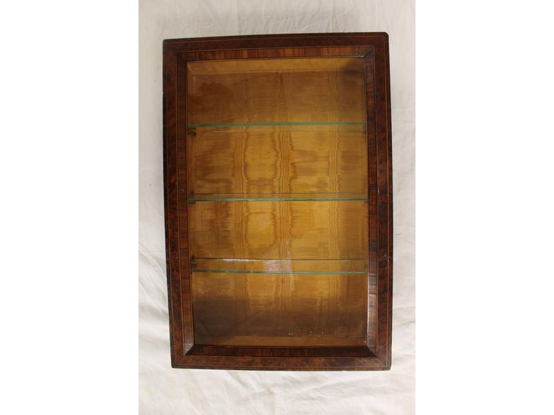 PETITE VITRINE D'APPLIQUE rectangulaire en...