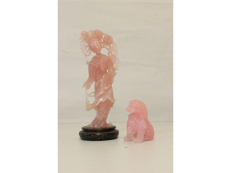 DEESSE gwan'yn en quartz rose sculpté.