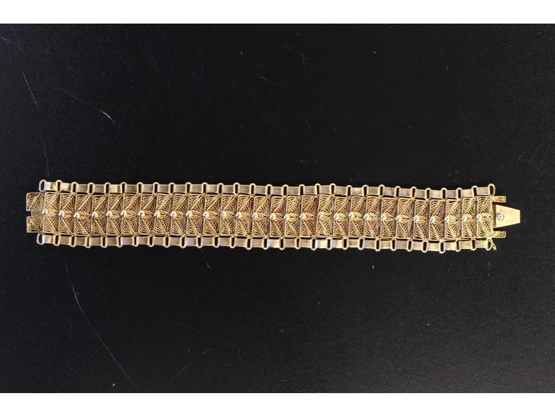 LARGE BRACELET souple en or jaune (18K),...
