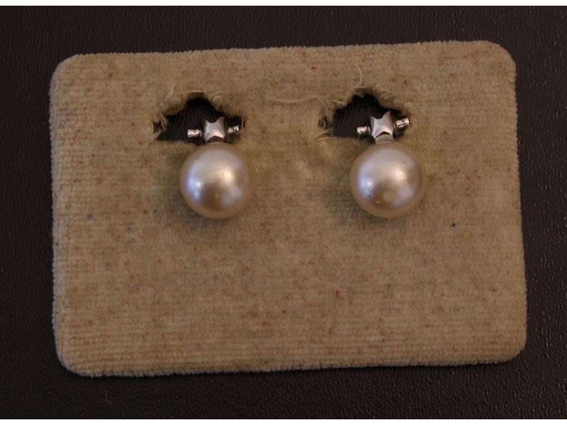 PAIRE DE CLIPS D'OREILLES en argent (935)...