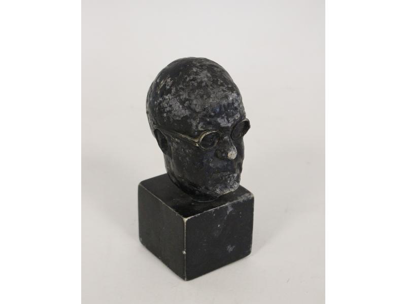 Vers 1970-1980
Homme aux lunettes
Epreuve...