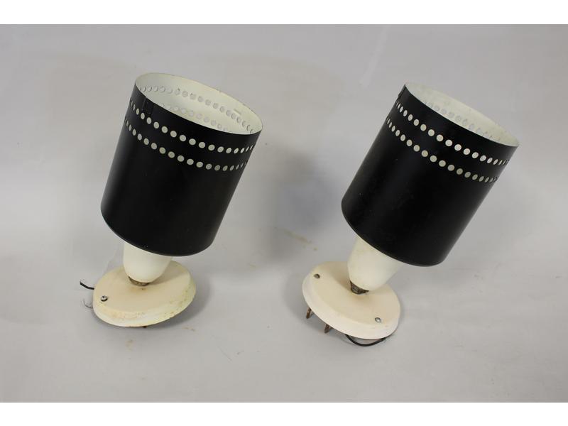 PAIRE D'APPLIQUES en tole, abat-jour cylindrique...