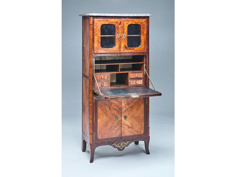 PETIT SECRETAIRE DE DAME, en placage de bois...