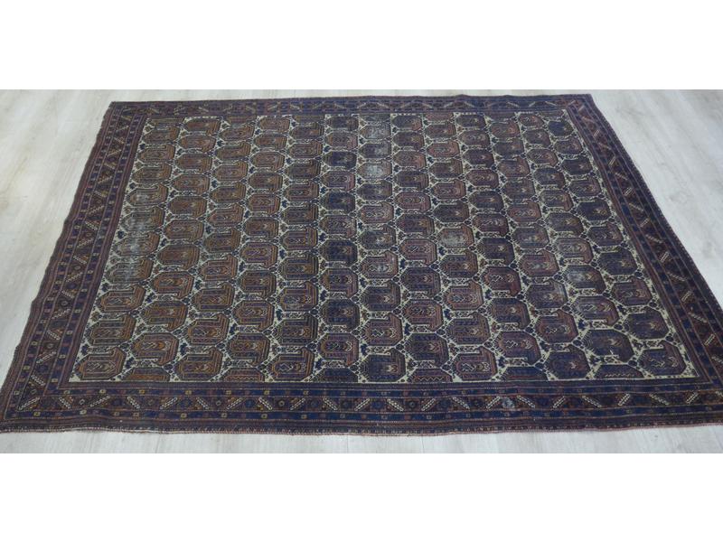 TAPIS rectangulaire en laine à décor de botehs...