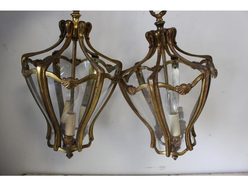 PAIRE DE SUSPENSIONS en bronze doré à pans...