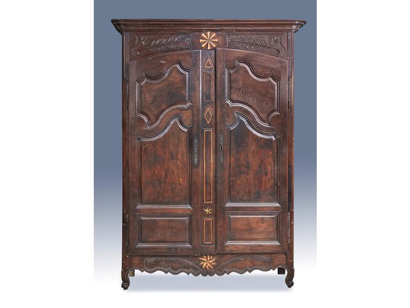 ARMOIRE rectangulaire en chêne ouvrant en...
