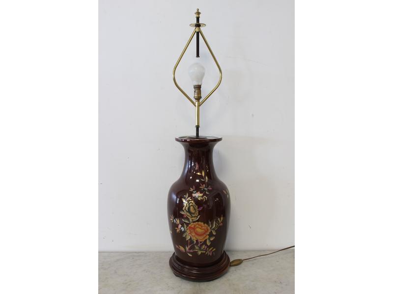 GRAND VASE balustre en porcelaine émaillée...