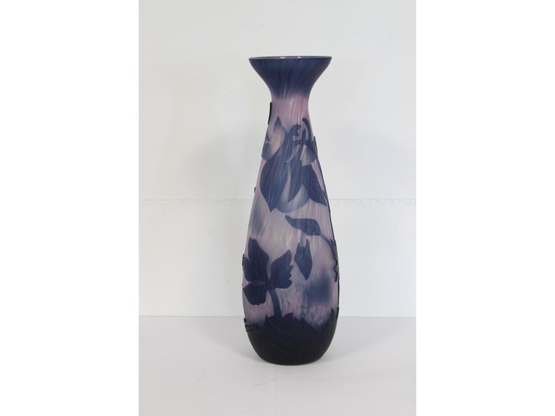 VASE balustre en verre multicouche dégagé...