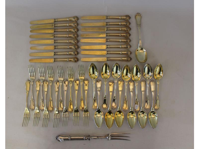MENAGERE à entremets en argent doré (vermeil),...