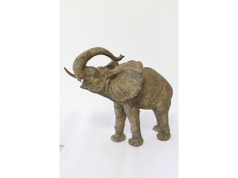 ELEPHANT en composition polychrome