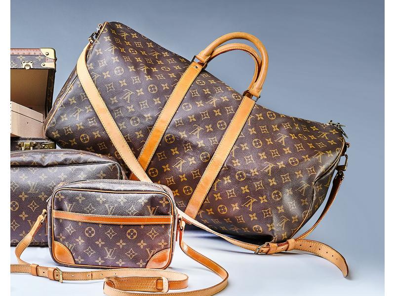 LOUIS VUITTON