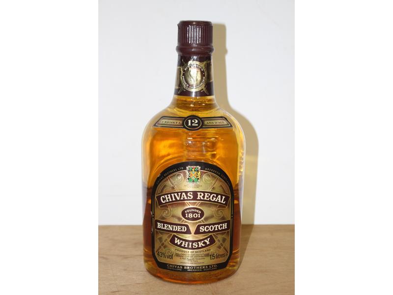 1 Mag Scotch Whisky CHIVAS 12 ans d'âge