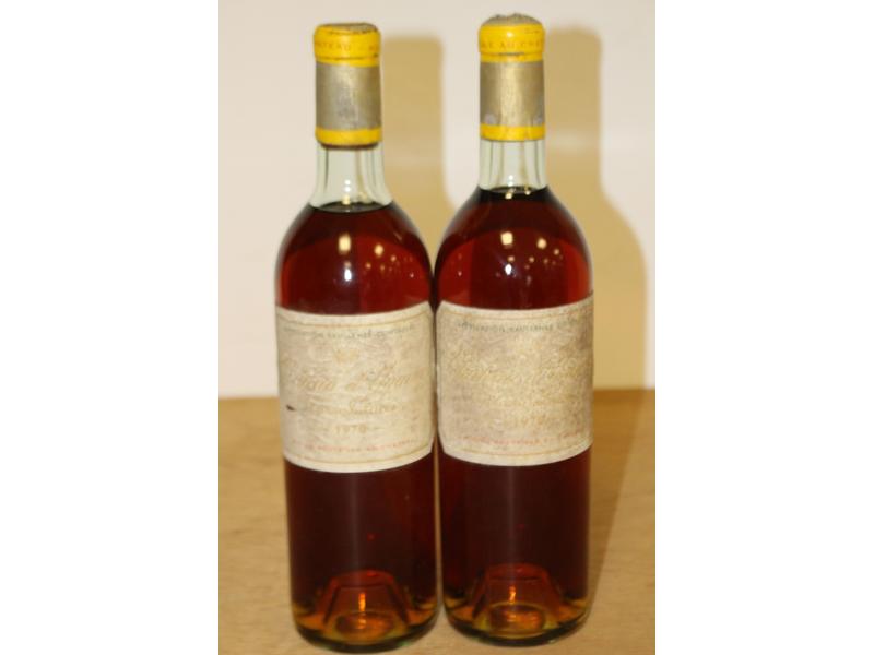 2 Blles CH. D'YQUEM 1er Cru Sup. Sauternes...