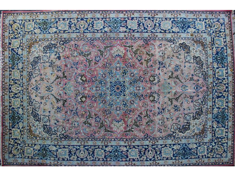 TAPIS rectangulaire en laine à décor sur...