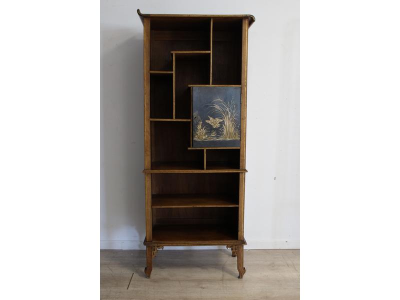 ETAGERE en bois de style indochinois, à casiers...