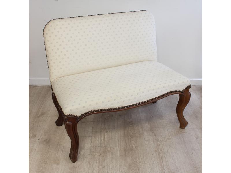 PETITE BANQUETTE à dossier plat et assise...