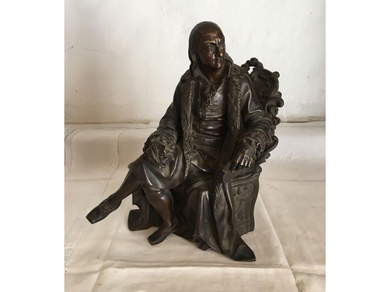 VOLTAIRE ASSIS en bronze à patine brune.