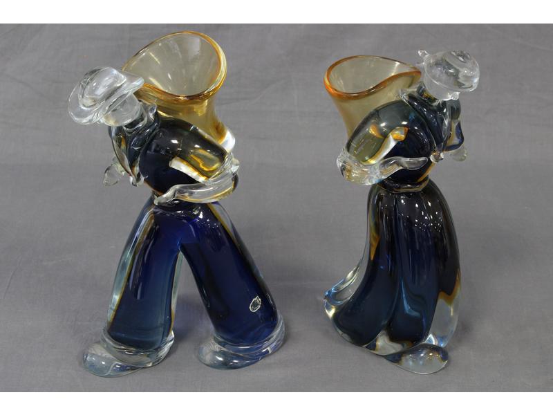 PAIRE DE VENDANGEURS en verre souflé filé...