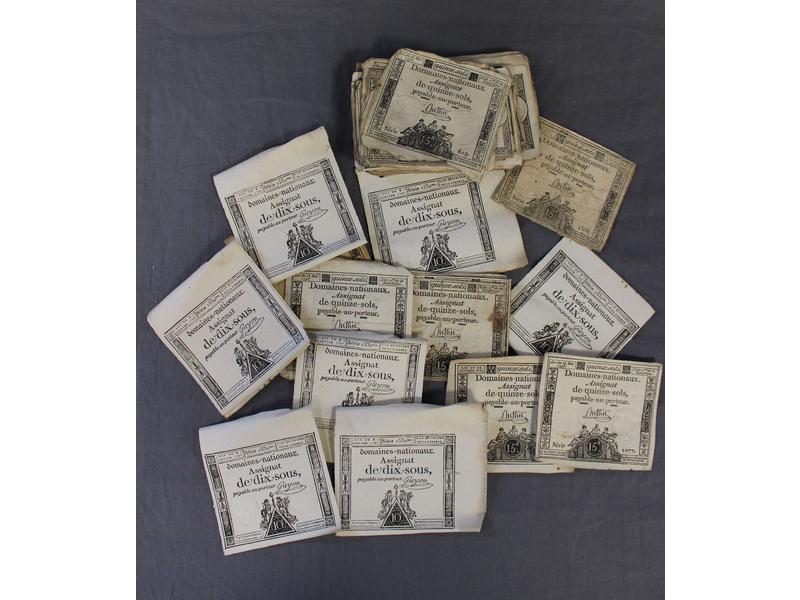 LOT D'ASSIGNATS d'époque révolutionnaire,...