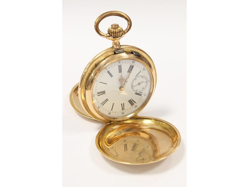 MONTRE DE GOUSSET chronomètre en or jaune...