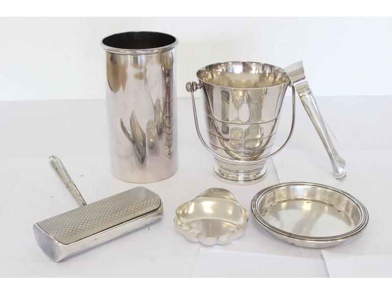 LOT DE METAL ARGENTE comprenant: