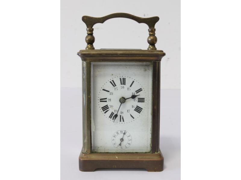 PENDULE cage dite d'officier, en bronze et...