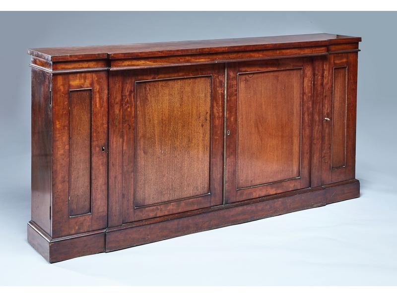 ENFILADE étroite en acajou et placage d'acajou...