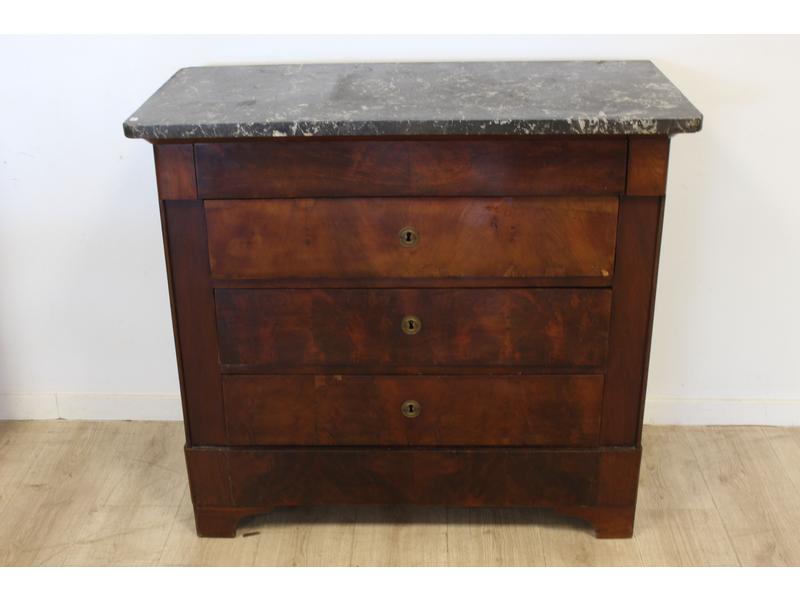 PETITE COMMODE rectangulaire en acajou et...