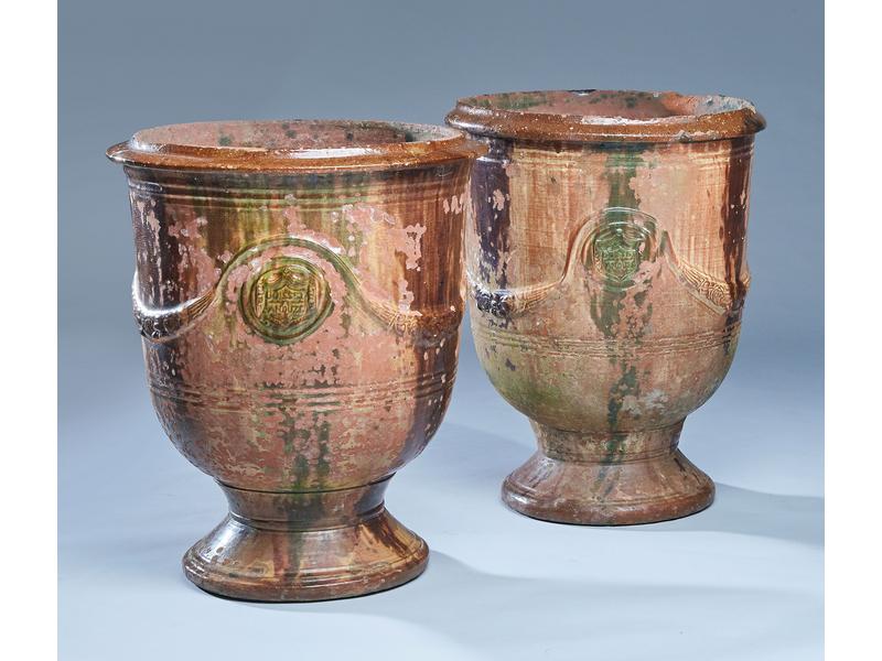 PAIRE DE VASES DE JARDIN sur piédouche en...