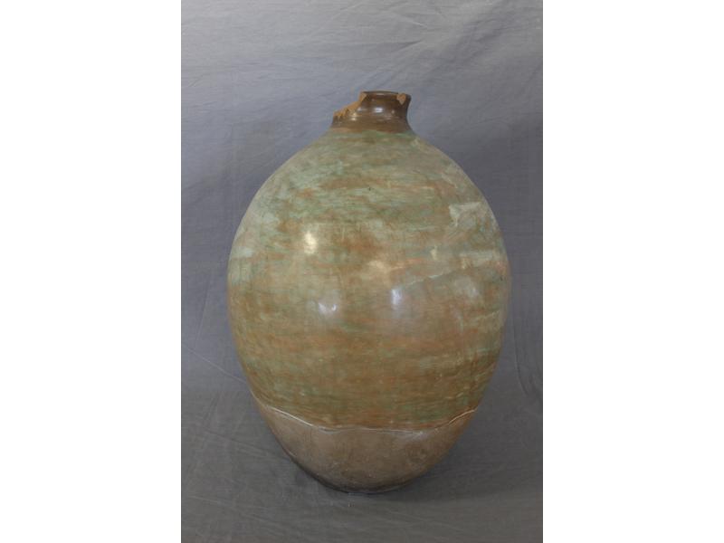 VASE ovoïde à col en terre cuite émaillée...
