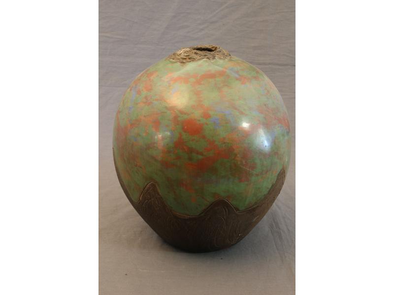 PETIT VASE ovoïde à col en terre cuite émaillée...