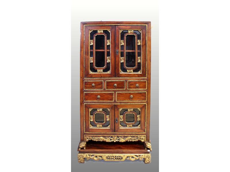 PETIT CABINET, ou ARMOIRE, en bois teinté...