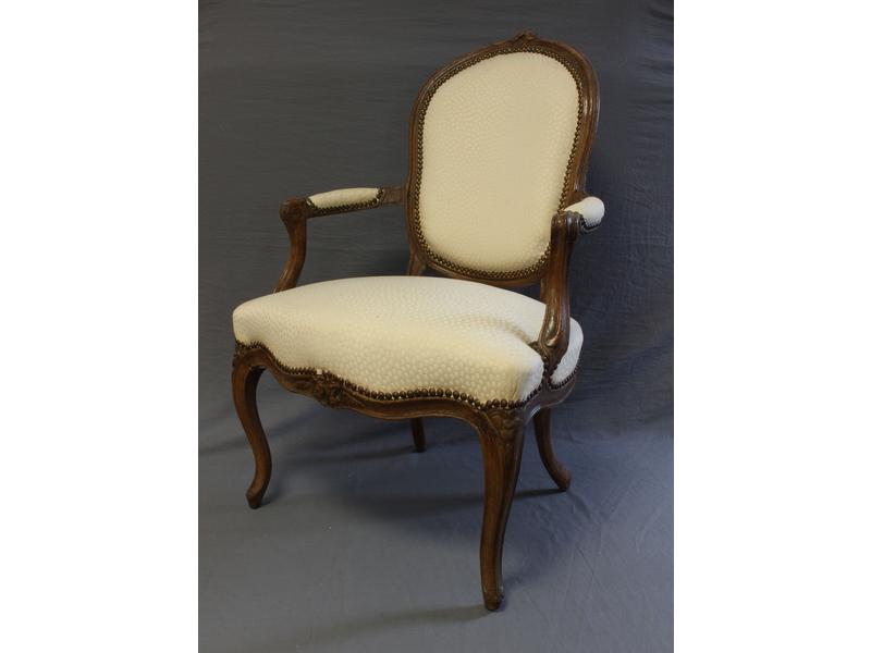 FAUTEUIL à dossier violonné cabriolet en...