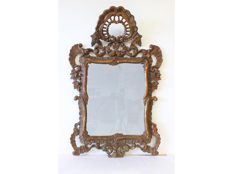 MIROIR rectangulaire dans un cadre en bois...