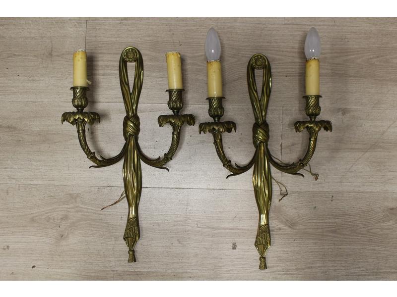 MAISON CHARLES & Fils
