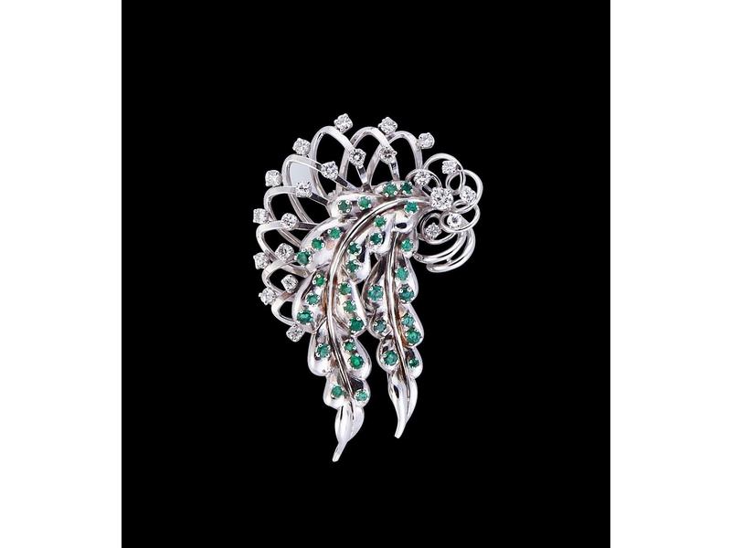 CLIP DE CORSAGE en or gris (18K) en forme...