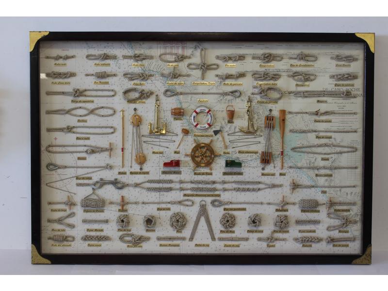 NOEUDS DE MARINE ET PETITS ACCESSOIRES montés...