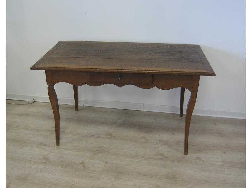 TABLE BUREAU en chêne naturel mouluré ouvrant...